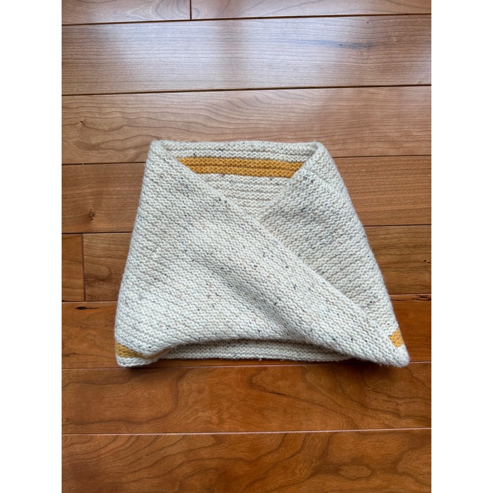 8Unbranded Lambswool Blend Chunky Knit Cowl Scarf Oatmeal Mustard‎ Stripe